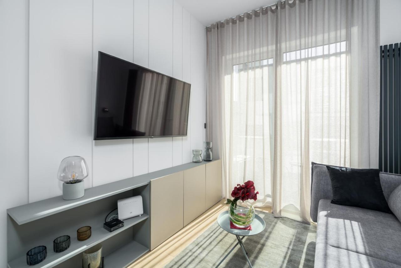 Central Apartments Garbary By Noclegi Renters Poznań Eksteriør billede