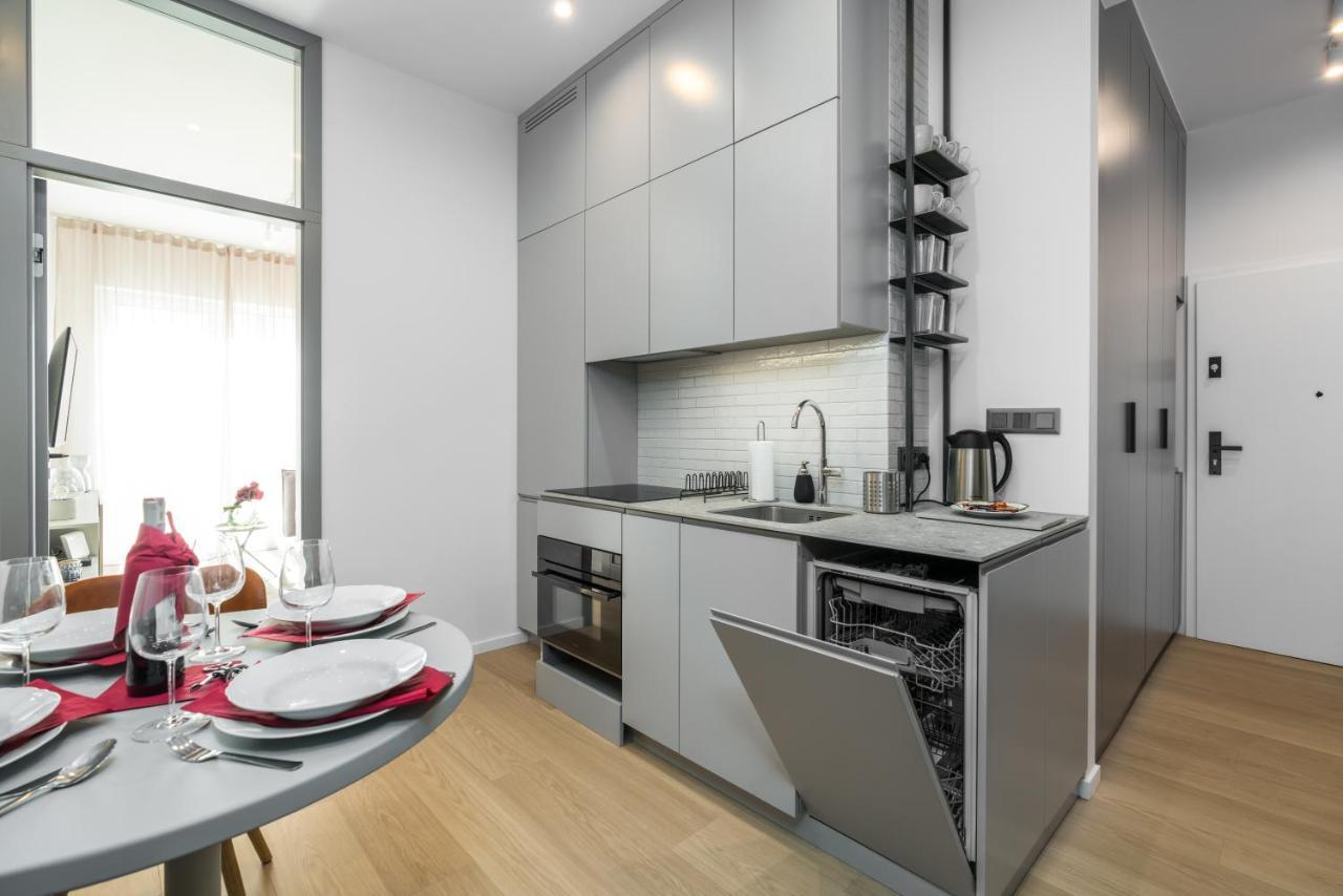 Central Apartments Garbary By Noclegi Renters Poznań Eksteriør billede