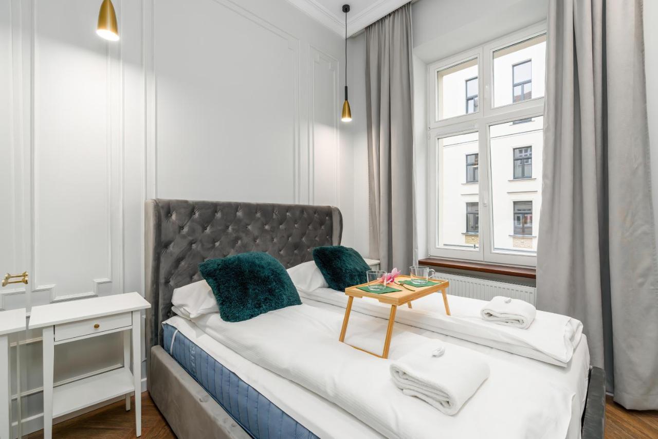 Central Apartments Garbary By Noclegi Renters Poznań Eksteriør billede
