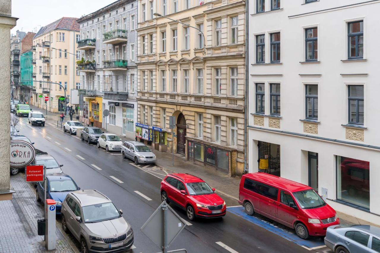 Central Apartments Garbary By Noclegi Renters Poznań Eksteriør billede