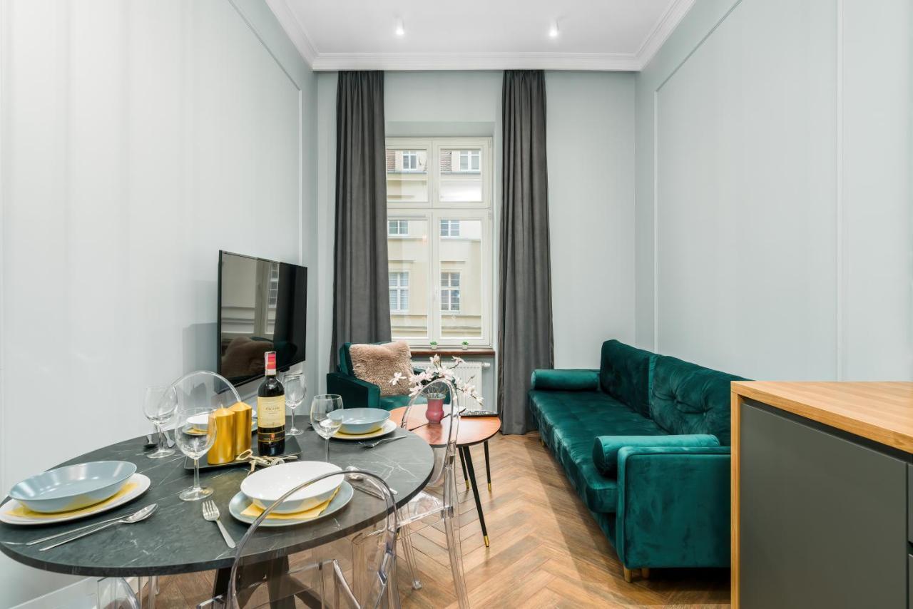 Central Apartments Garbary By Noclegi Renters Poznań Eksteriør billede