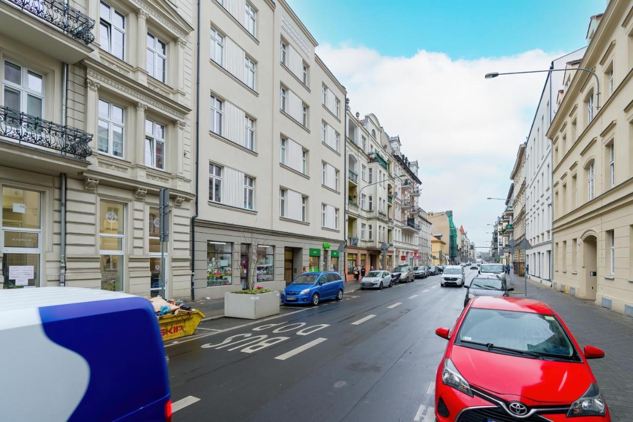 Central Apartments Garbary By Noclegi Renters Poznań Eksteriør billede